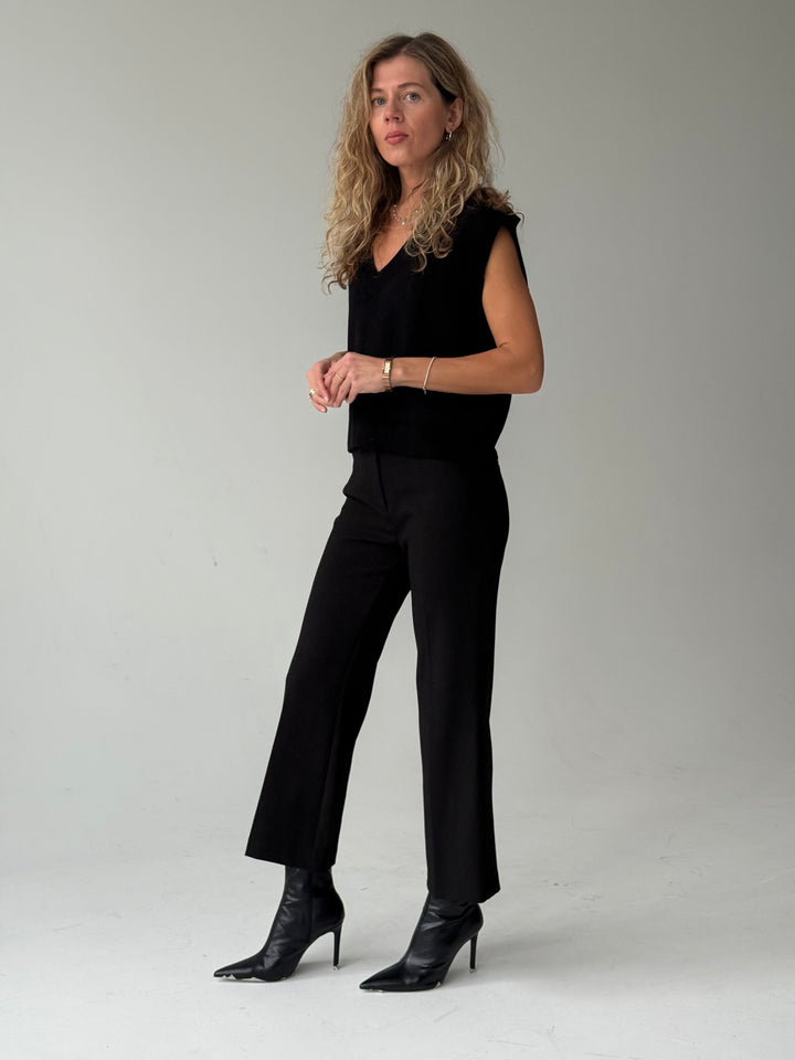 Adīta trikotāžas veste #01