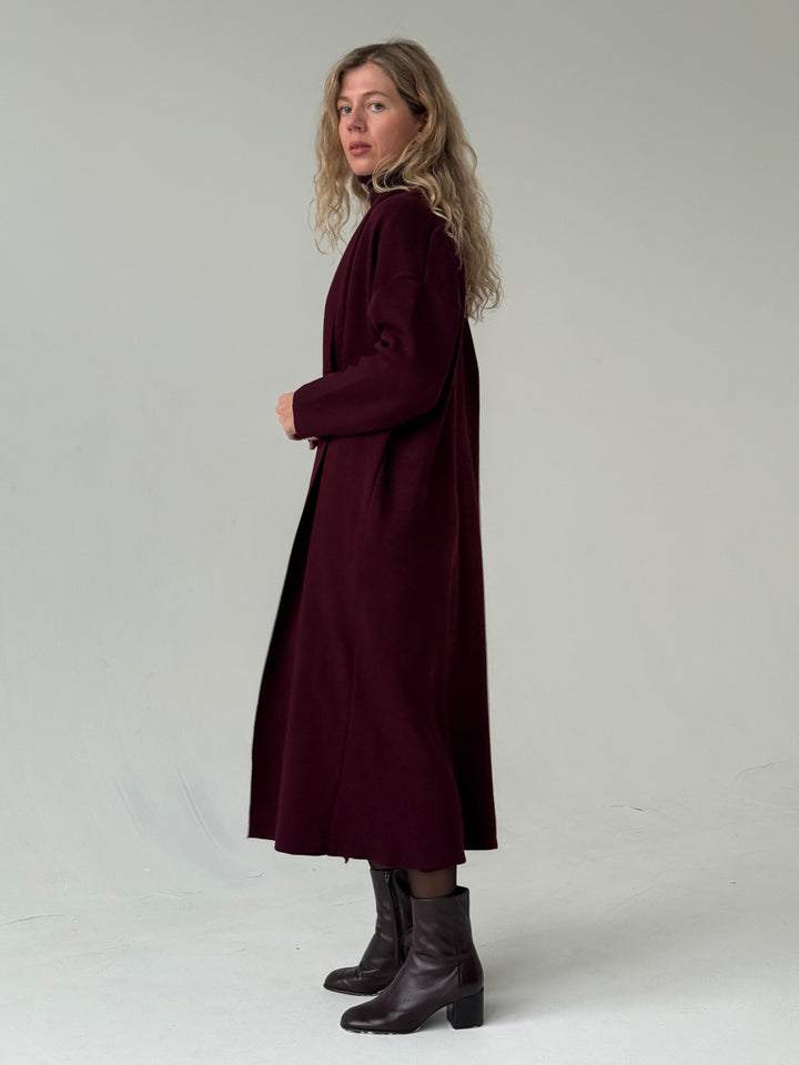 Trikotāžas kleitas un jakas komplekts