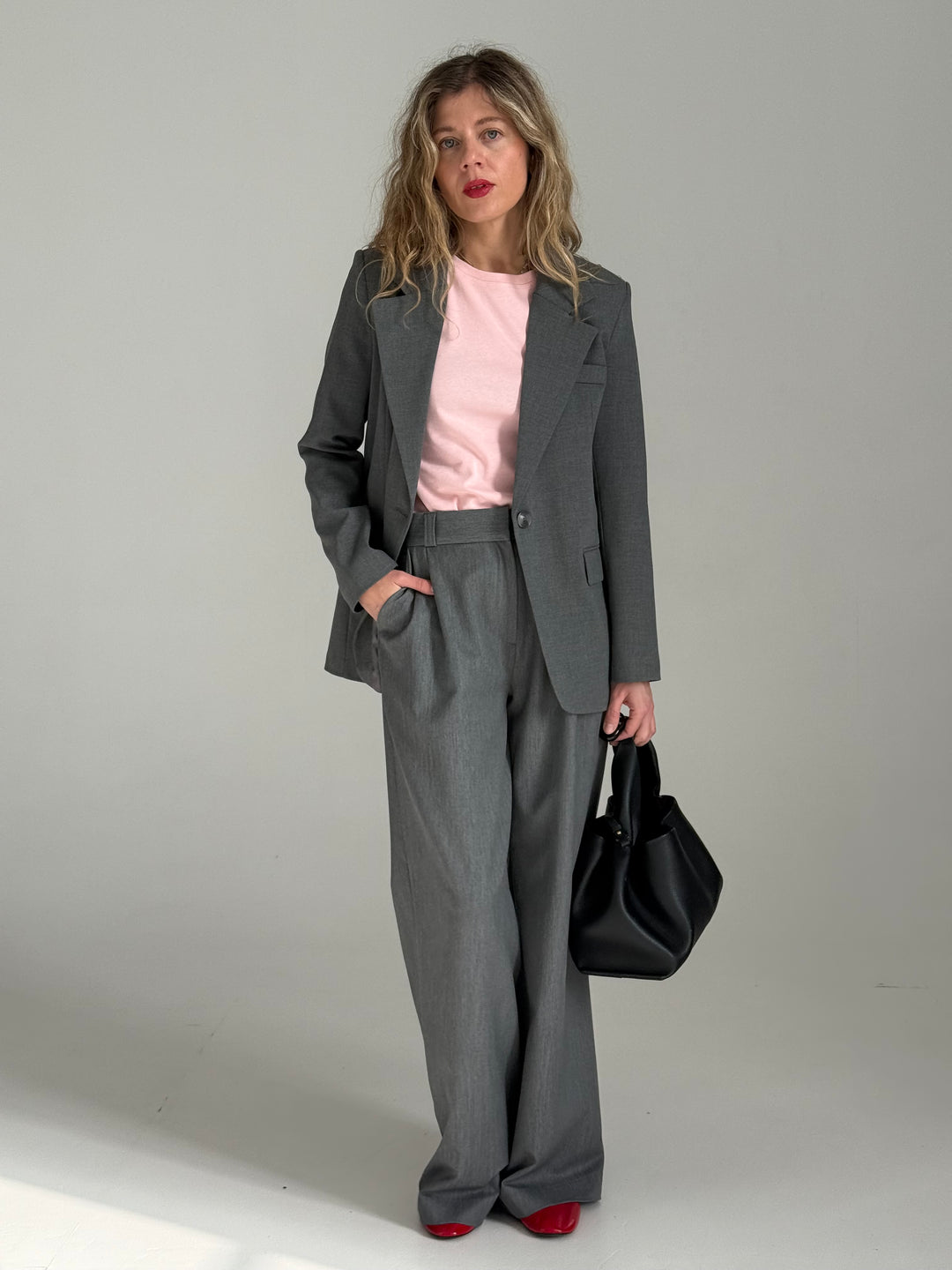 Oversize viskozes žakete ar jostu