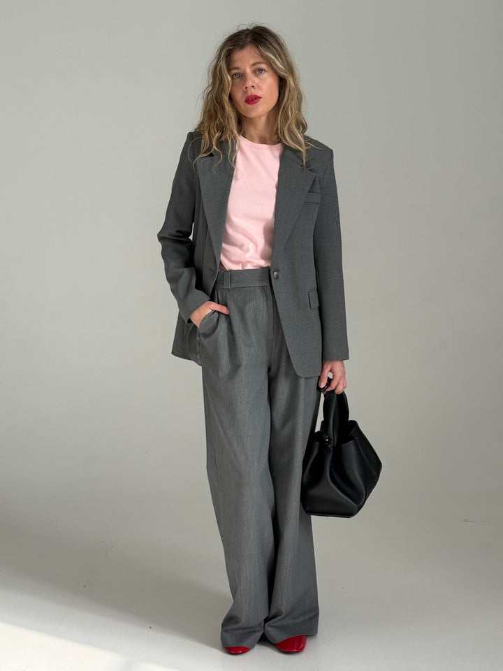 Oversize viskozes žakete ar jostu