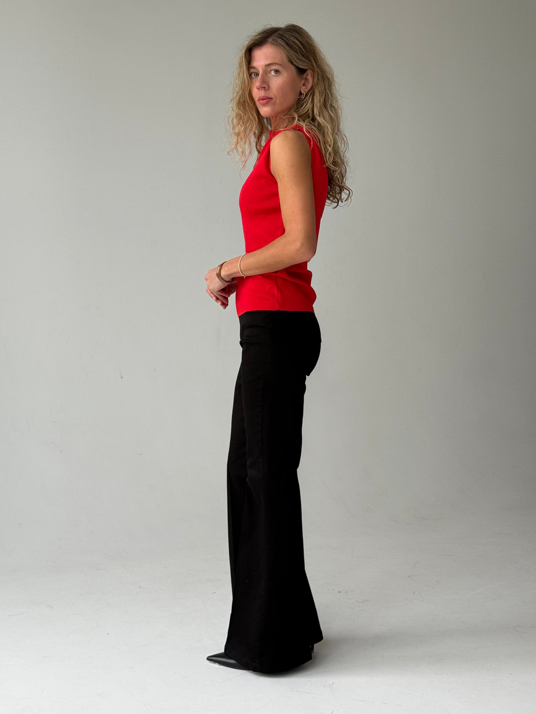 Adīts viskozes tops ar krokotu elementu