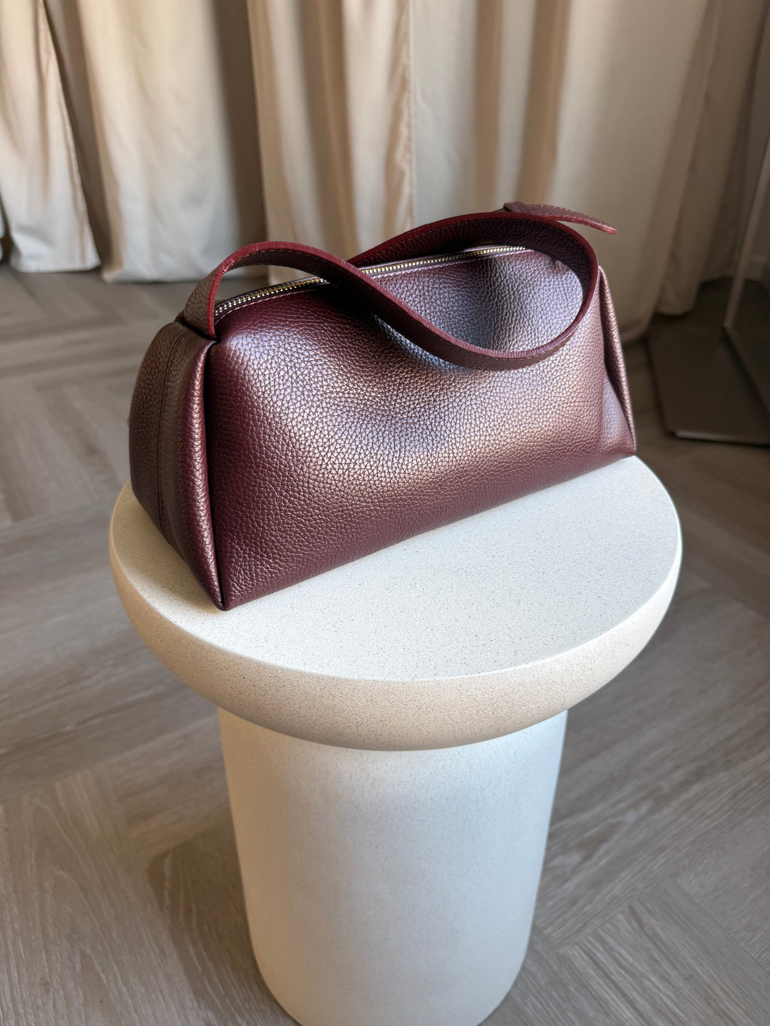 Ādas crossbody soma bordo