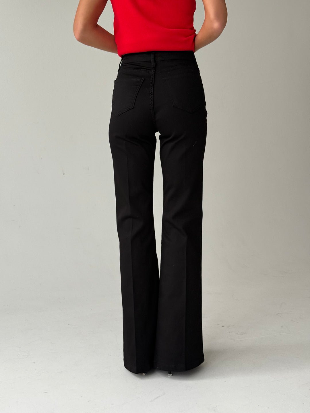 Garas zvanveida bikses ar augstu jostasvietu