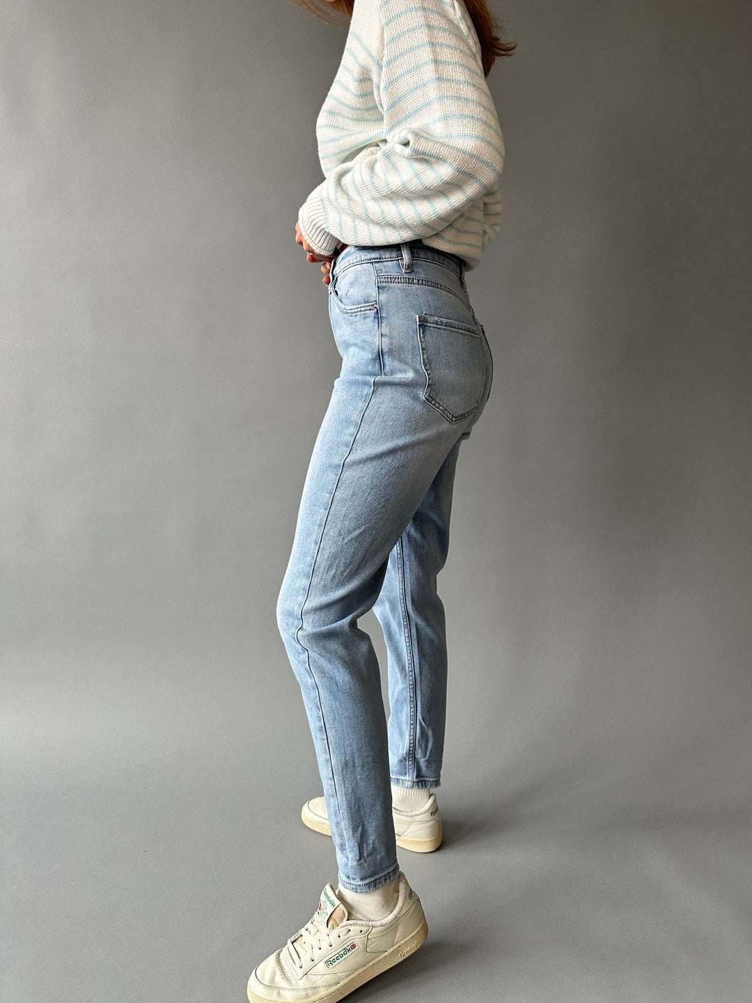 Slim mom fit jeans in soft fabric