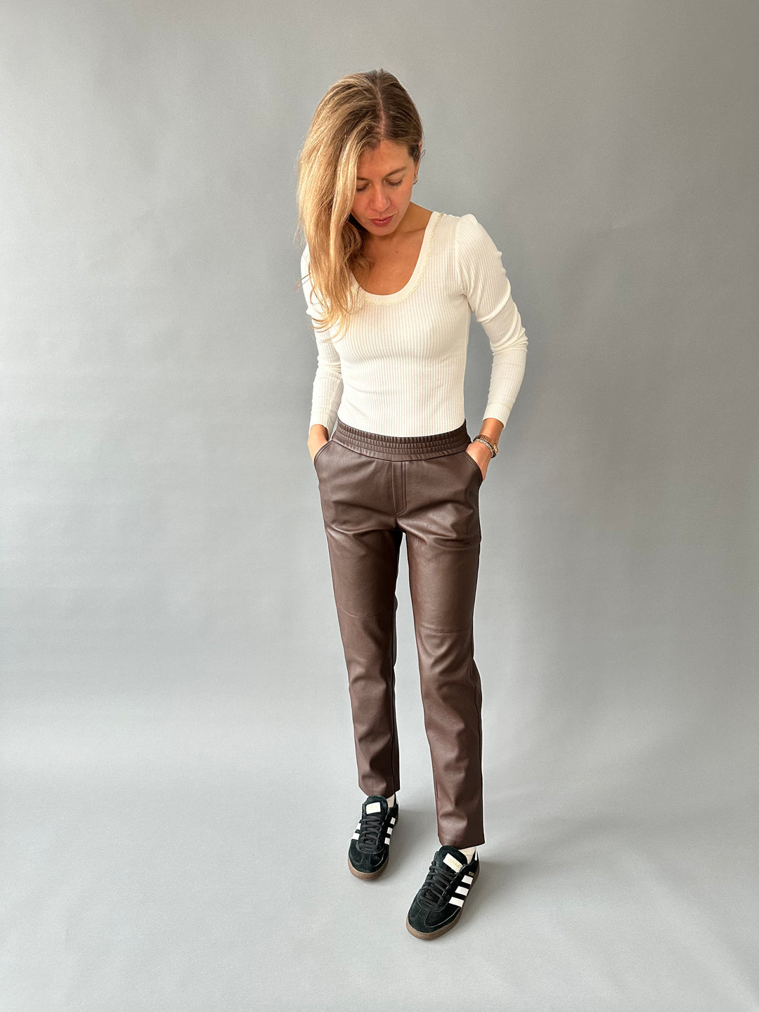  Casual faux leather pants