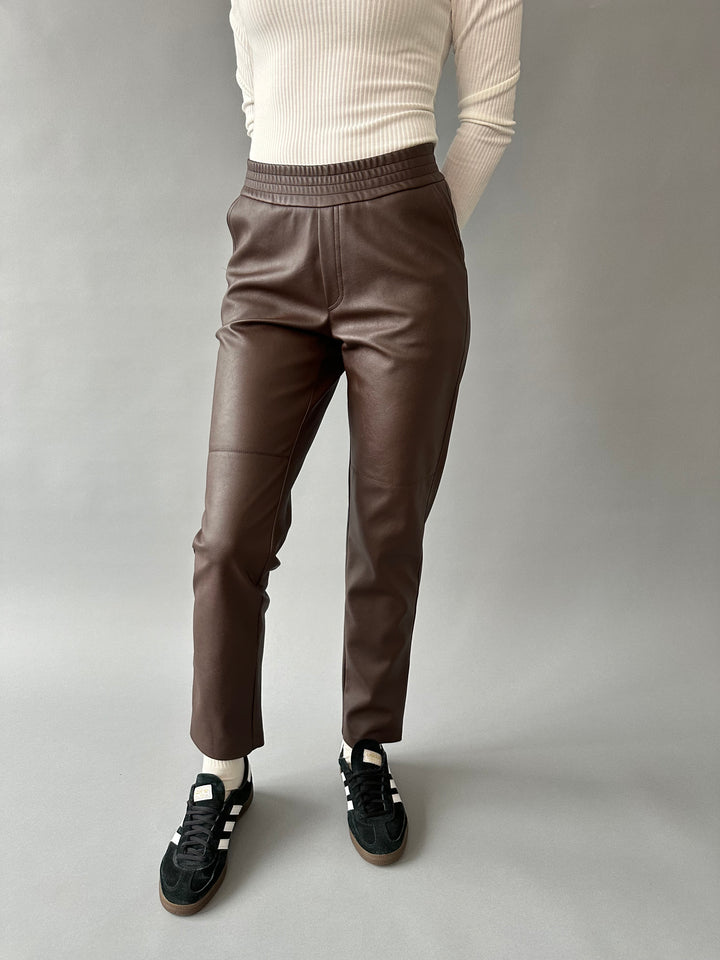  Casual faux leather pants