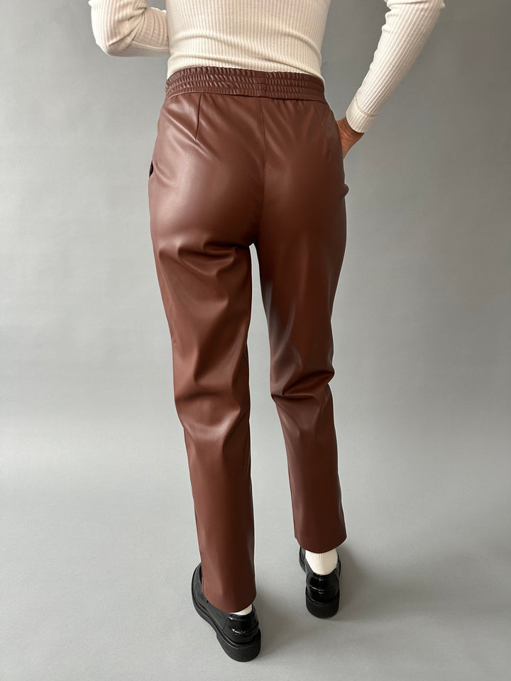  Casual faux leather pants