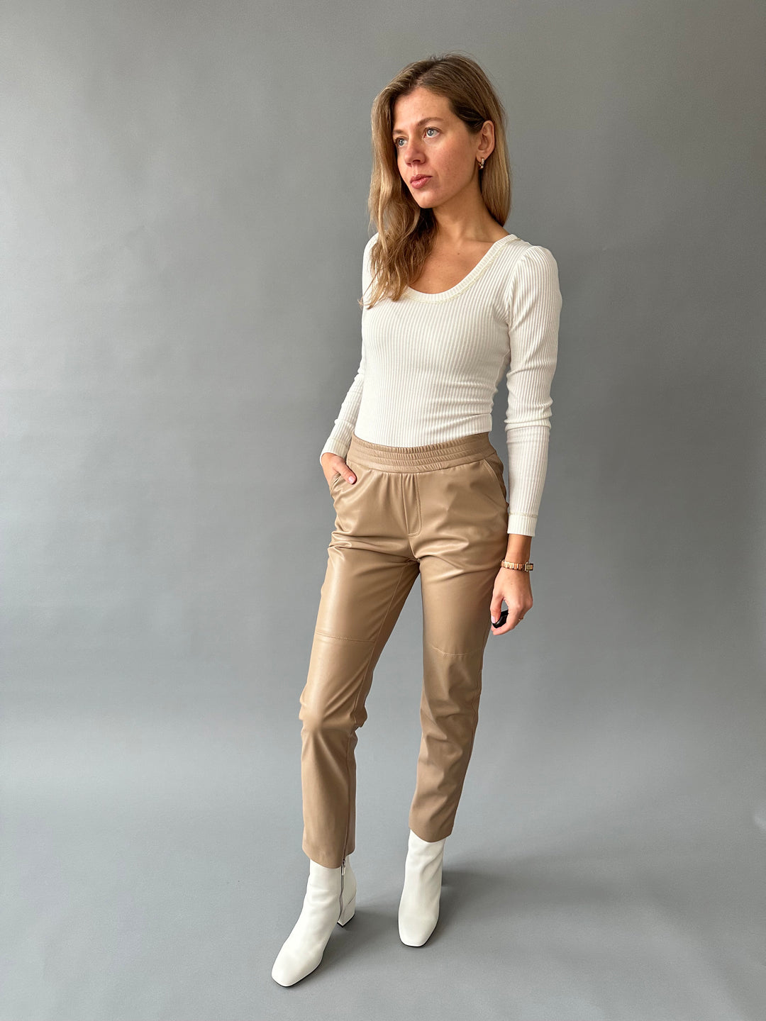  Casual faux leather pants