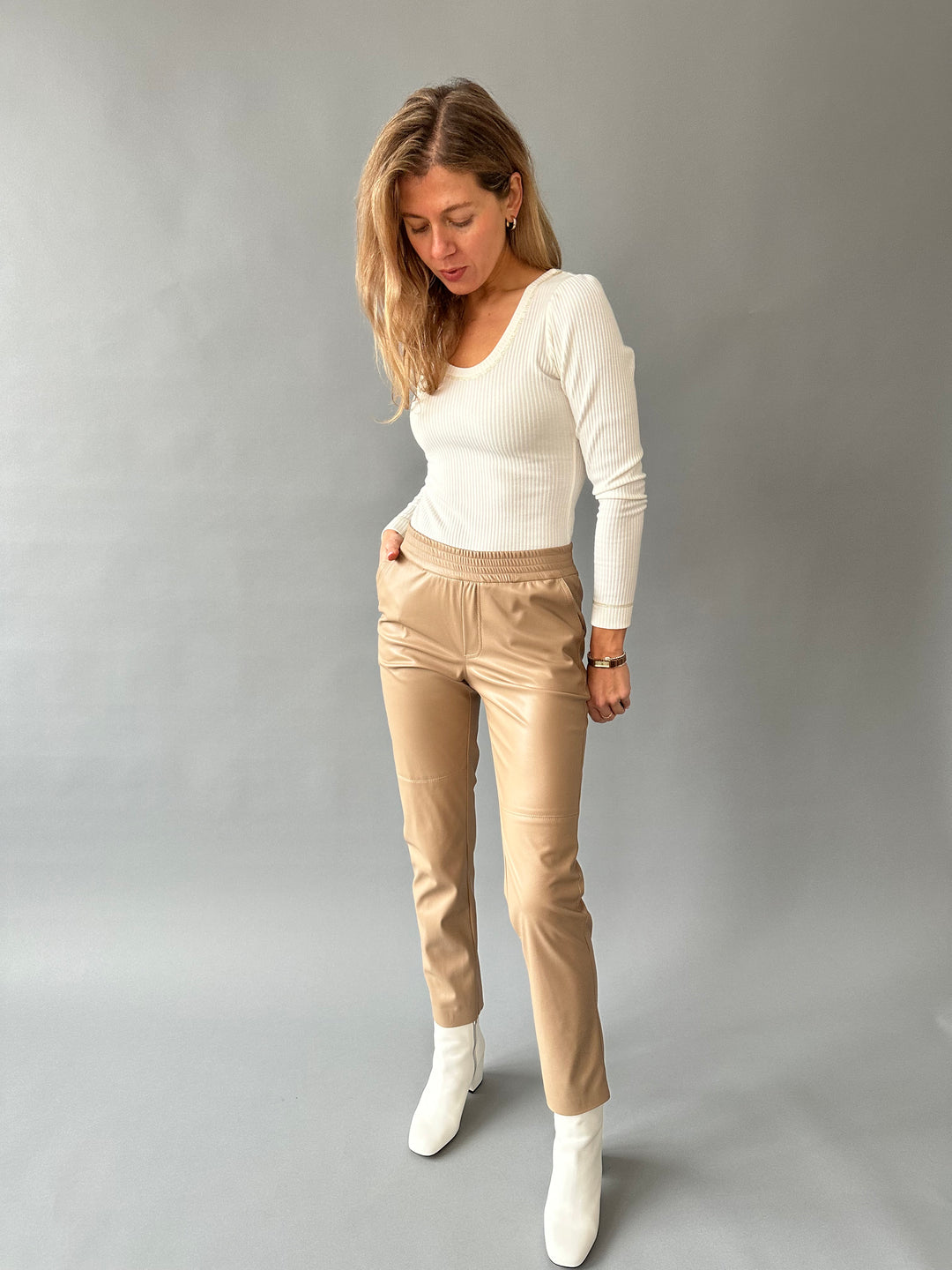  Casual faux leather pants