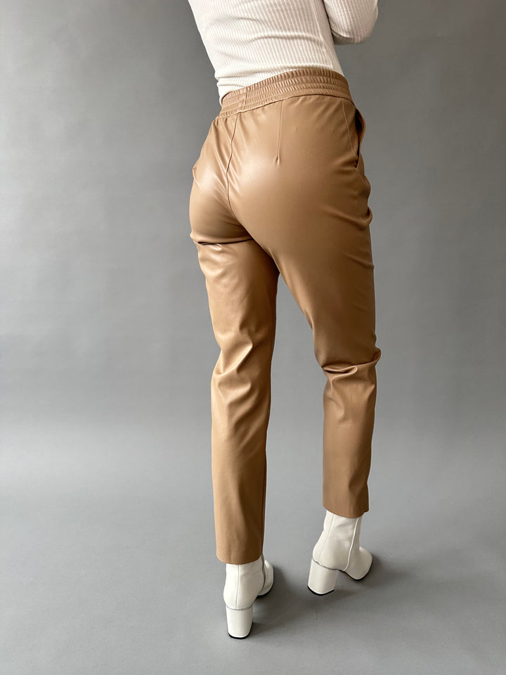  Casual faux leather pants