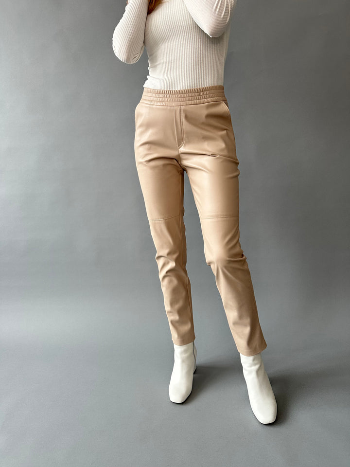  Casual faux leather pants