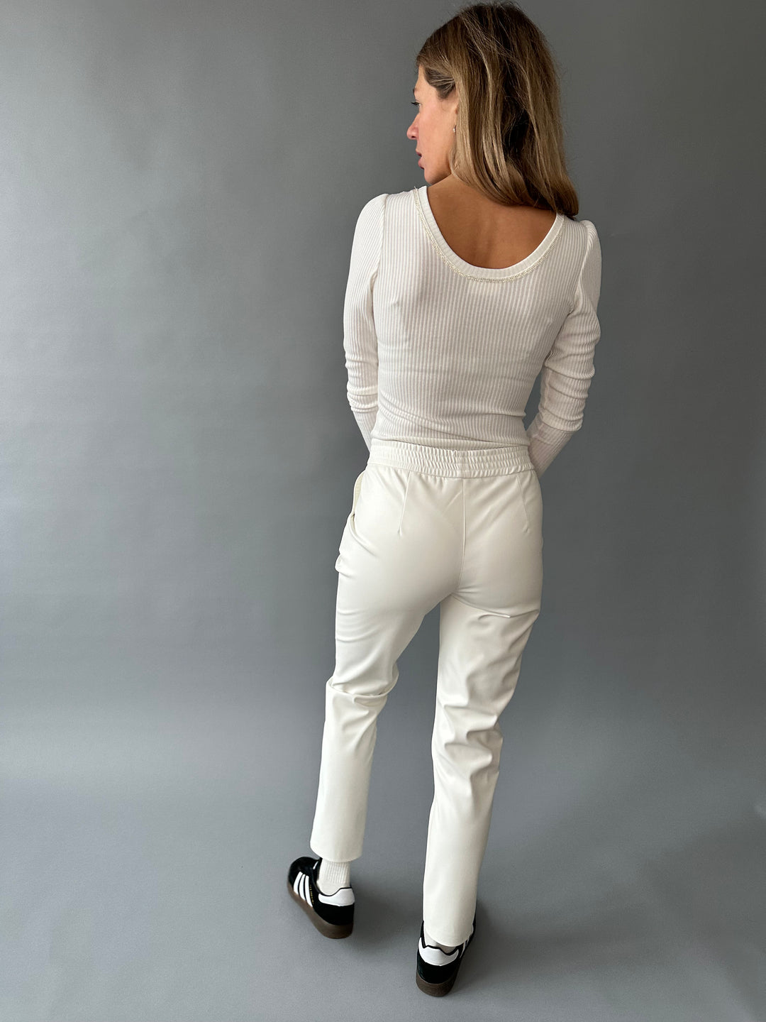  Casual faux leather pants