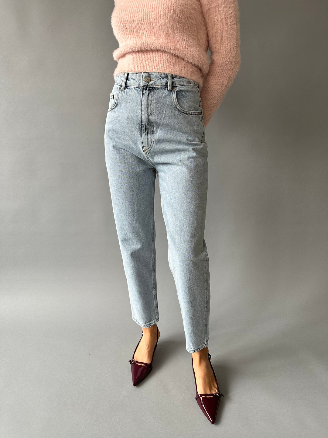 Mom fit jeans with high waist