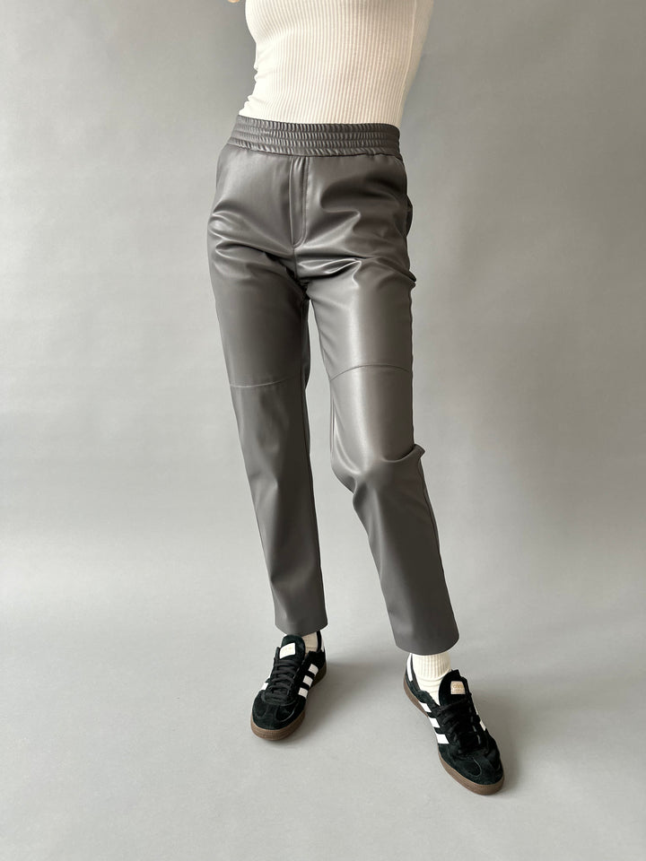  Casual faux leather pants