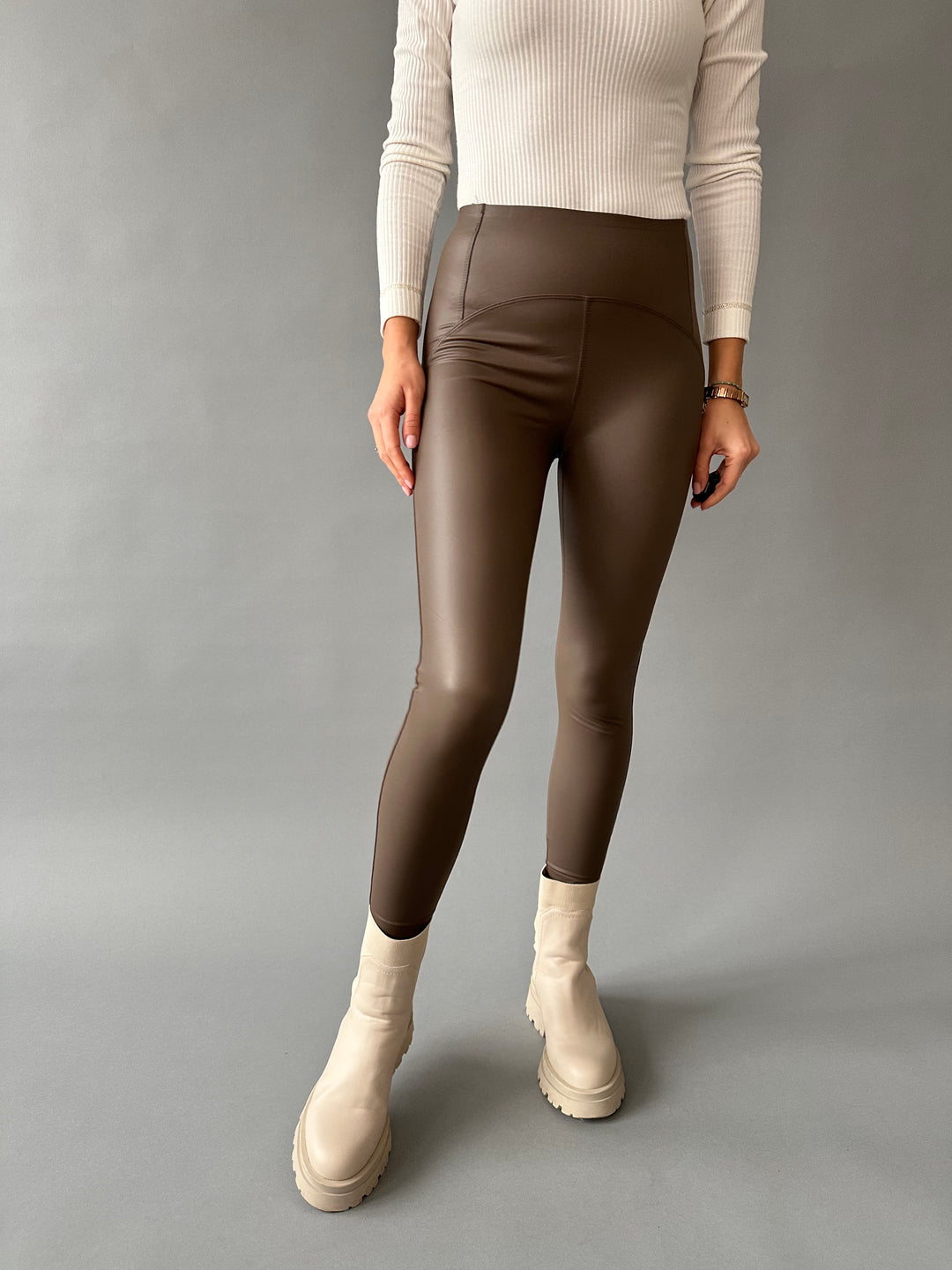 FAUX LEATHER LEGGINGS WITHOUT INSULATION