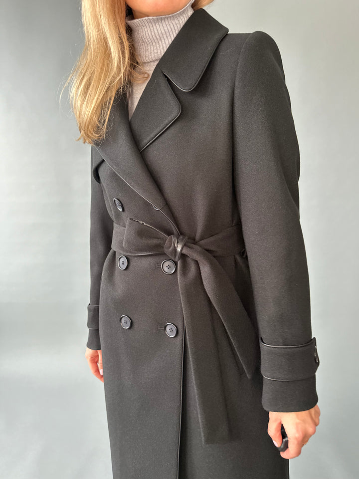 Wool tie coat with insulation