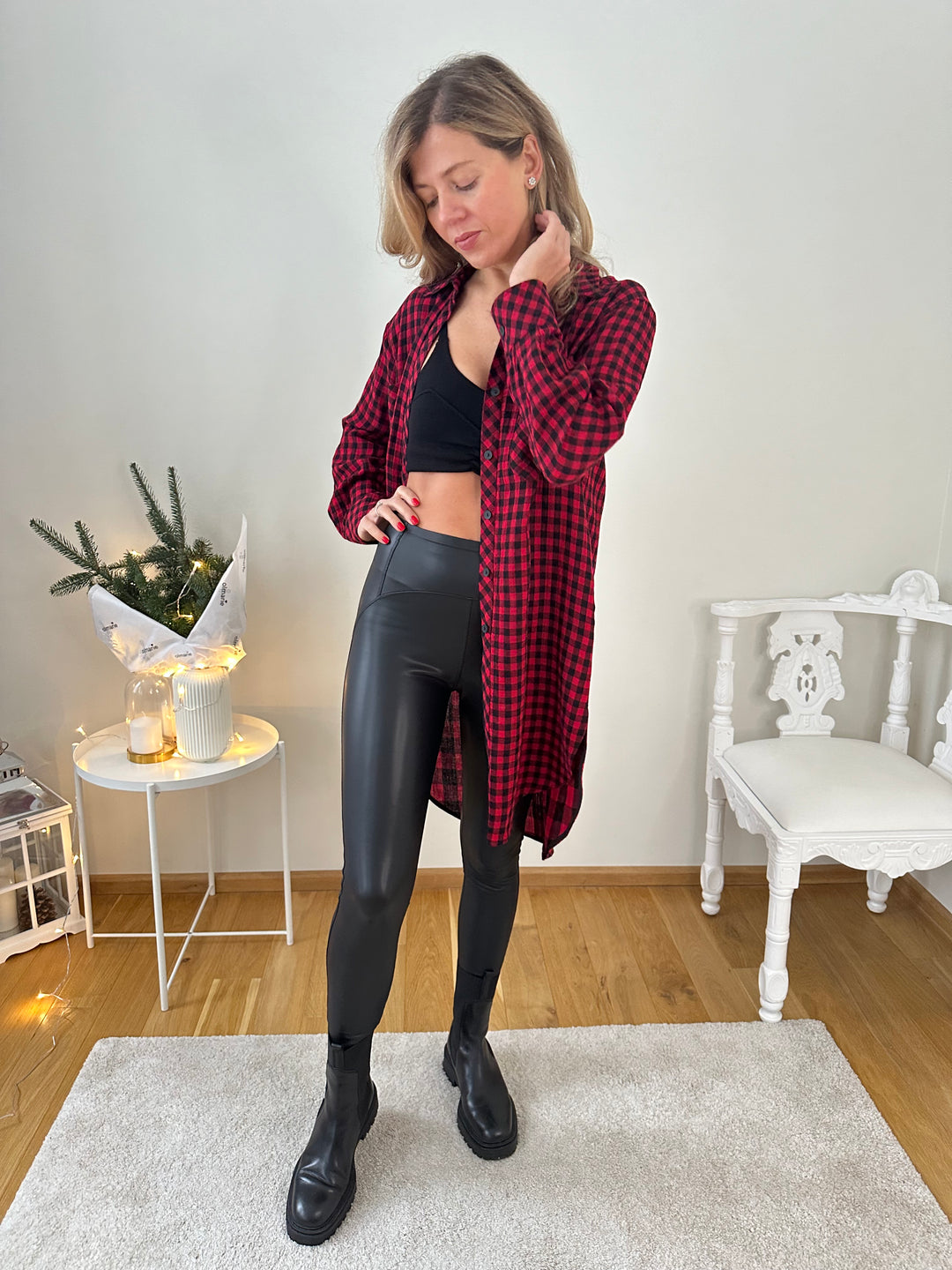 Black faux leather leggings 