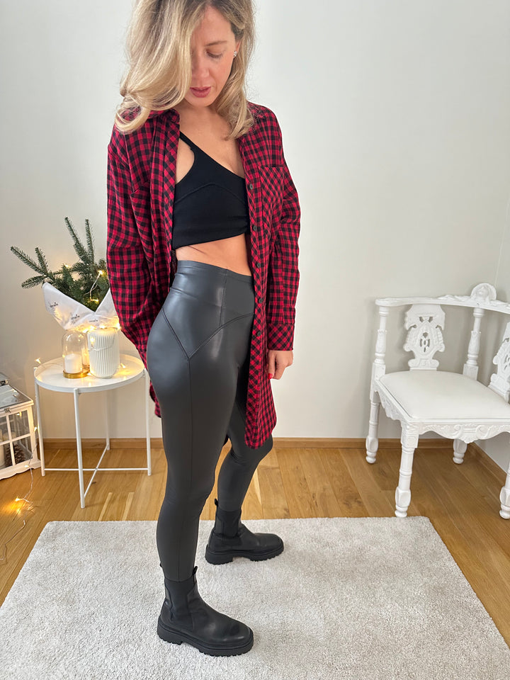 Black faux leather leggings 